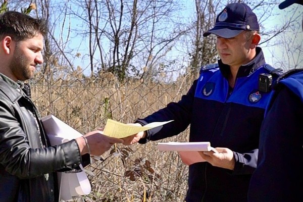 Giresun Belediyesi Zabıta ekipleri izinsiz afiş denetimi yaptı