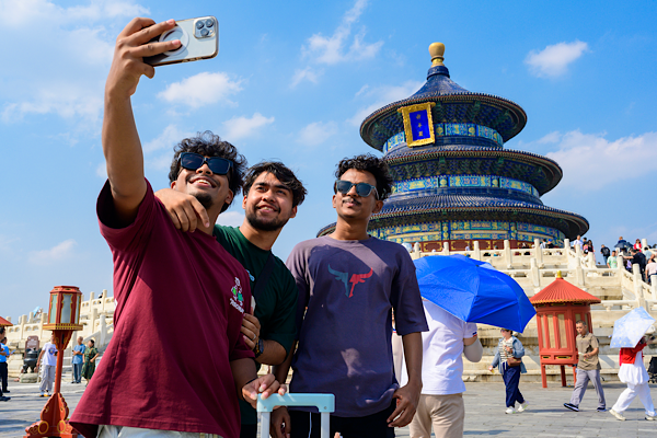 Çin’de hizmet sektörünün büyümeye katkısı arttı<