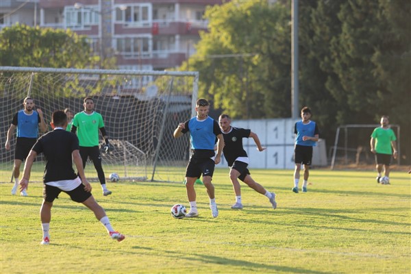Şanlıurfaspor, Bucaspor maçı hazırlıklarını tamamladı<