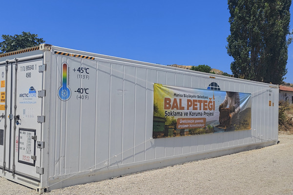 Manisa’da bal petekleri büyük balmumu güvesine karşı şoklanacak