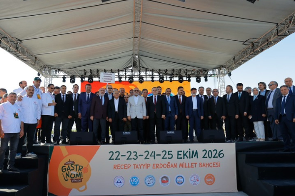 Kayseri Gastronomi Günleri’nde 1 ton börek aşı çorbası ikram edildi<