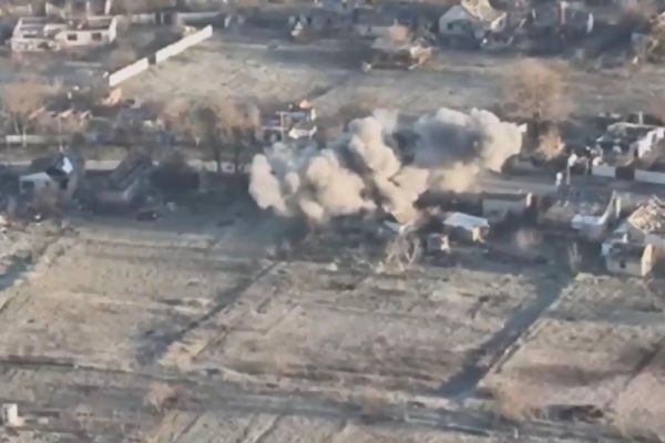 Ukrayna ve Rusya hattında karşılıklı operasyonlar sürüyor