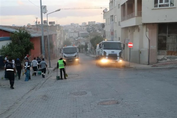 Siirt'te temizlik seferberliği devam ediyor<