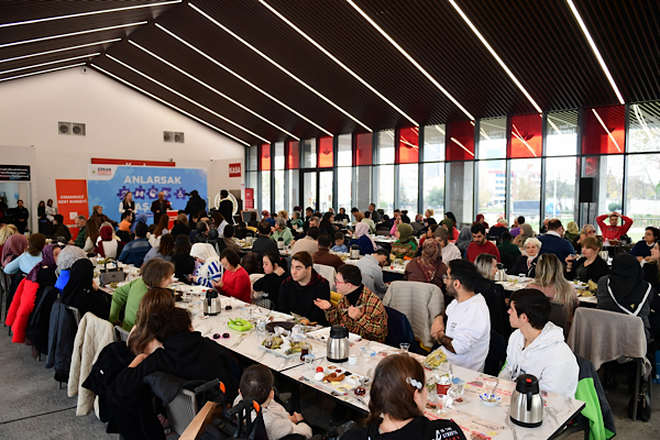 Osmangazi’de engelli bireyler ve aileleri kahvaltıda buluştu<