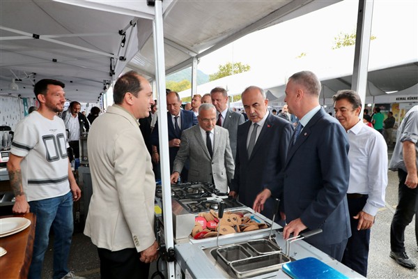 Vali Erol, Ordu Ticaret Festivali’nin açılış programına katıldı 