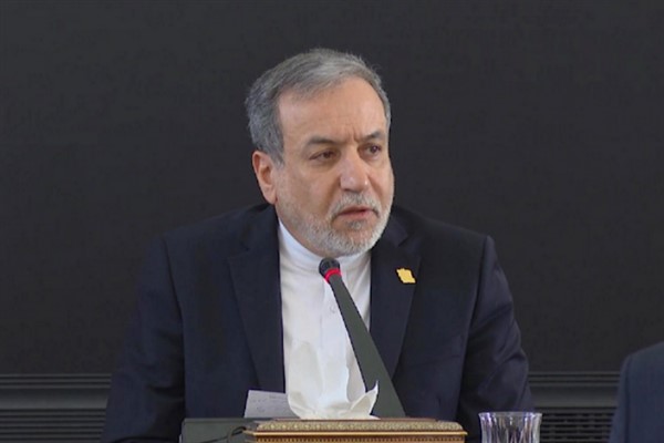 Araghchi, Umman Dışişleri Bakanı Albusaidi ile görüştü<