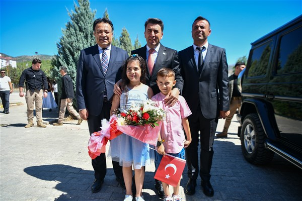 Tunceli'de karneler dağıtıldı