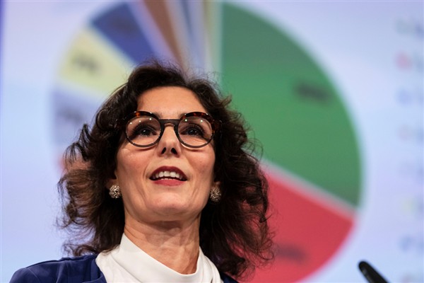 Lahbib: Sivil altyapıya saldırmak uluslararası insancıl hukuka aykırı<