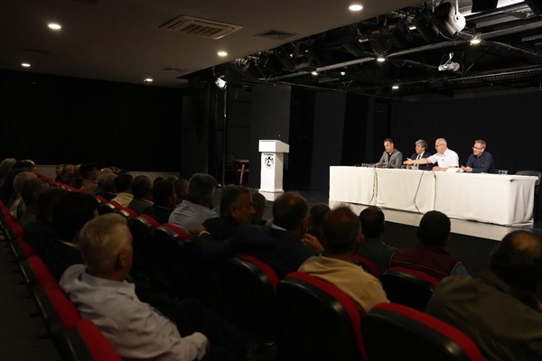 Alanya Belediyesi'nden emlak vergisi bilgilendirme toplantısı