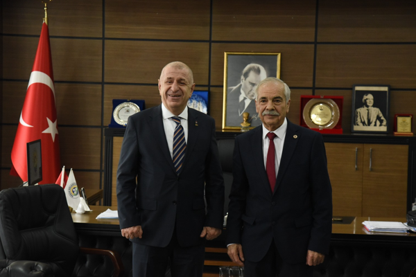 Zafer Partisi Genel Başkanı Özdağ’dan Keşan Belediyesi’ne ziyaret<