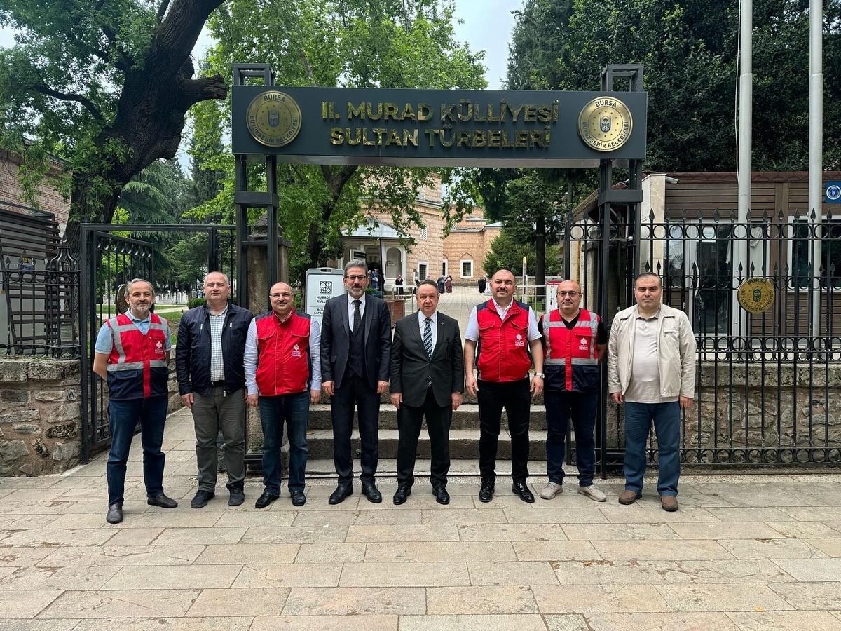 Alfatlı, “Sultan II. Murad Han’ın Vasiyetnamesinin Arzı” programına katıldı