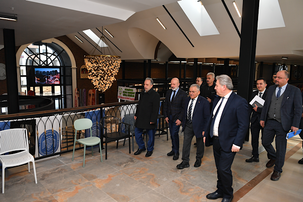 Başkan Büyükkılıç, Çarşı Melikgazi’yi inceledi<