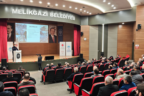Kayseri’de bin 740 din görevlisine afet ve yangın farkındalık eğitimi verildi<