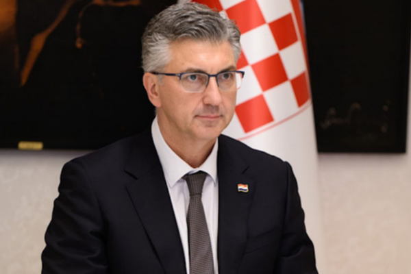 Hırvatistan Başbakanı Plenkovic'ten Şeyh Hamad bin Halife Al Sani için taziye mesajı