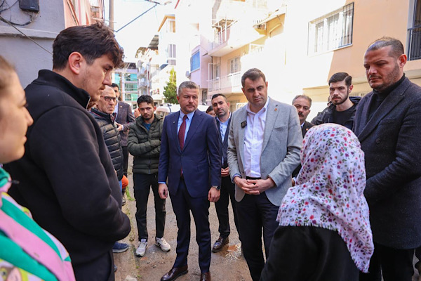 Buca’da şiddetli yağış sonrası saha çalışmaları yürütüldü