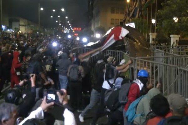Peru, olağanüstü hal ilan etmeye hazırlanıyor