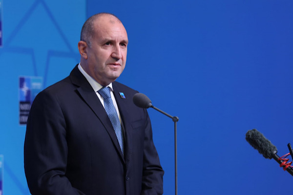 Radev: Çatışmalar, güvenliğin vazgeçilmez bir sorumluluk olduğunu gösterdi<