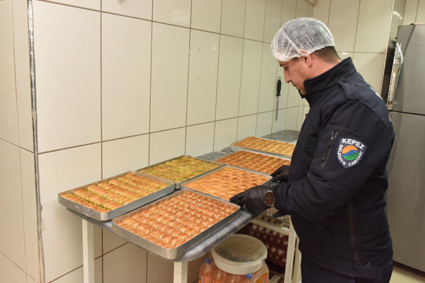 Kepez’de ramazan öncesi tatlıcılara denetim<