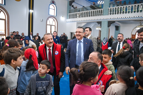 Başkan Genç, Vakfıkebir'de ziyaretler gerçekleştirdi