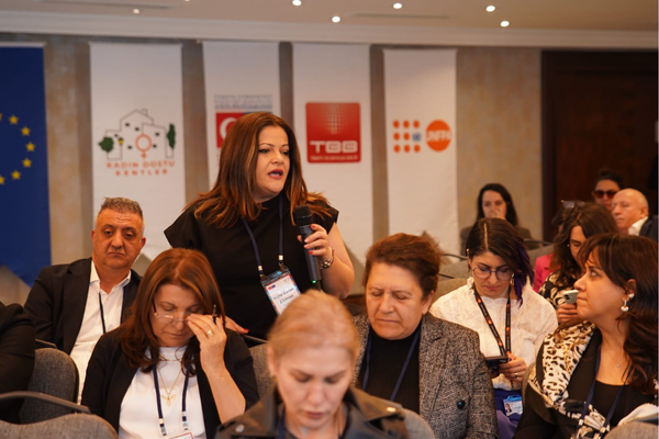 Kadın erkek eşitliği için yerel eylem planları masaya yatırıldı<