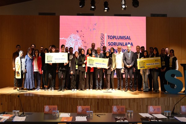 Sosyal İnovasyon Ekosistemi Geliştirme Programında gençler fikirleriyle yarıştı
