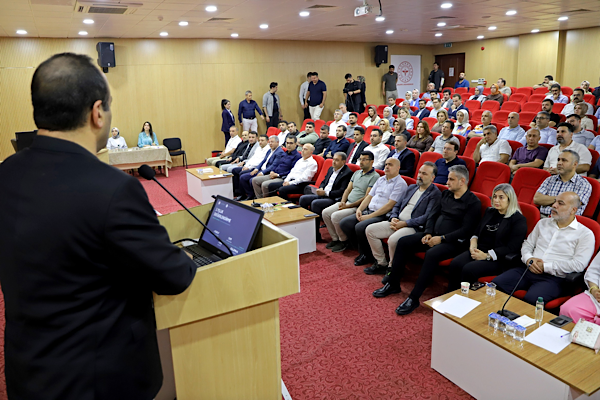 Şanlıurfa’da sağlık hizmetleri il değerlendirme toplantısında ele alındı