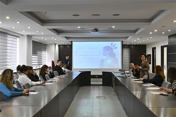 Muratpaşa Belediyesi'nden personele kadın hakları eğitimi<