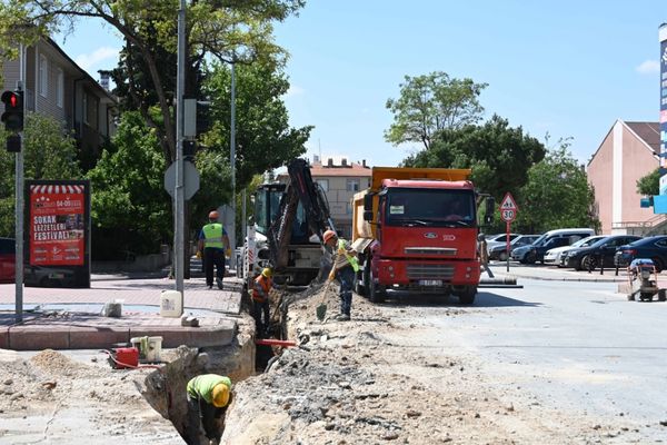 Binkonutlar’da 2 bin 10 metrelik su hattı yenileniyor<