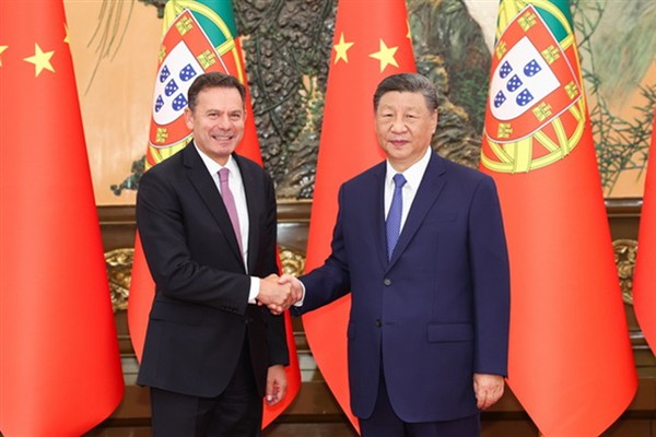 Cumhurbaşkanı Xi Jinping, Portekiz Başbakanı Montenegro'yu kabul etti<