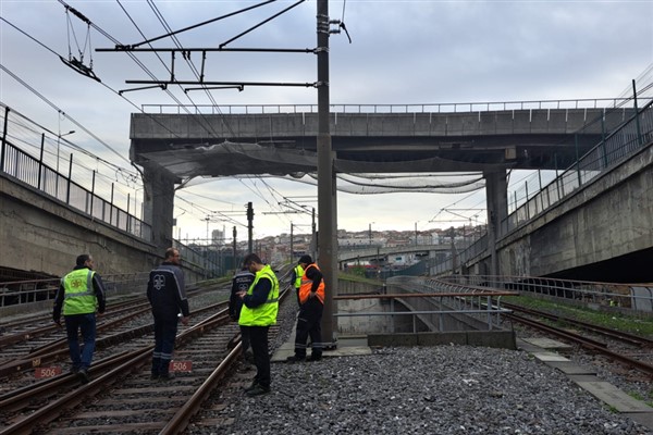 İstanbul’da otogar viyadük çalışması nedeniyle M1 Metro seferlerinde düzenleme<