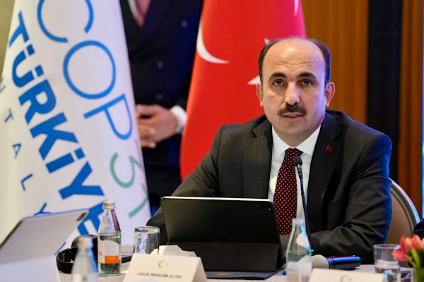 Başkan Altay, New York'ta iklime dirençli şehirler gündemini değerlendirdi