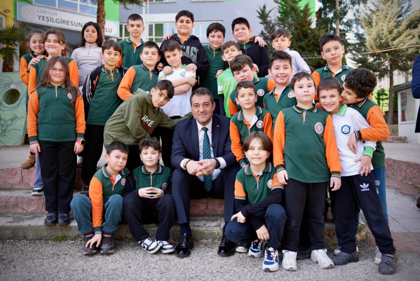 Başkan Köse'den Yeşilgiresun İlkokuluna ziyaret<