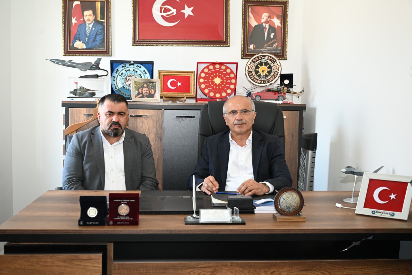 Başkan Er, AK Parti Hekimhan İlçe Başkanı Akyüz'ü ziyaret etti