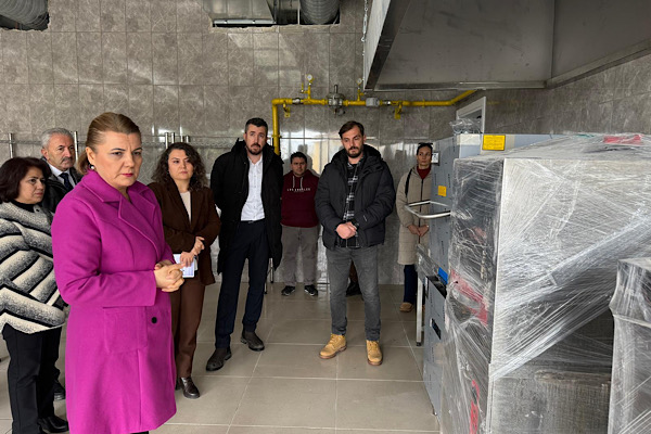 İzmit Belediyesi Aşevi yenilenen kapasitesiyle hizmete hazırlanıyor