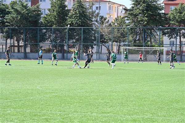 1. Amatör Futbol Mürüvvet Başdeğirmen Ligi’nin şampiyonu DSİ Spor<