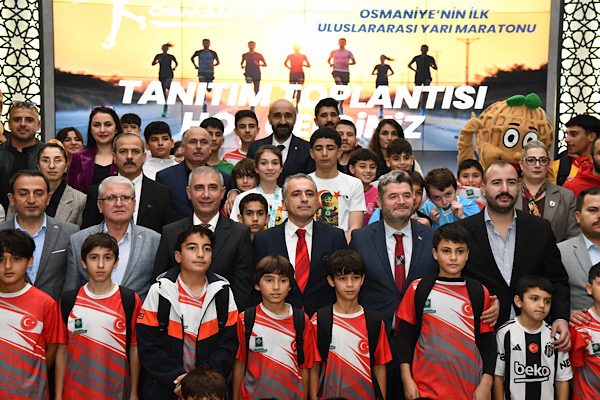 Osmaniye’de Uluslararası Yarı Maraton tanıtım toplantısı yapıldı<