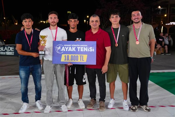 Giresun'da Mehmet Güngör Ayak Tenisi Turnuvası sona erdi