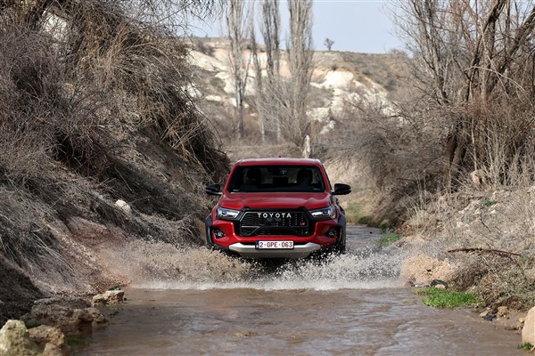 Toyota Hilux GR SPORT'un Avrupa lansmanı Kapadokya’da tanıtıldı<