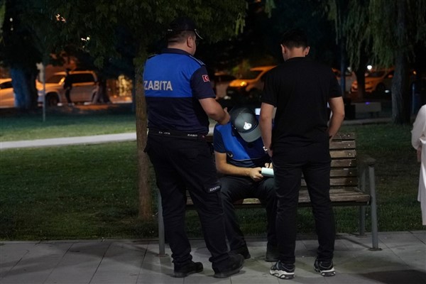 'Temiz Şehir Düzce' kampanyası gece denetimiyle devam ediyor