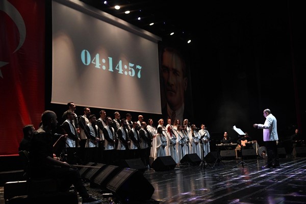 Antakya Medeniyetler Korosu, Osmangazi'de konser verdi