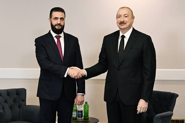 Aliyev, Suriye Arap Cumhuriyeti Cumhurbaşkanı Şara ile görüştü<