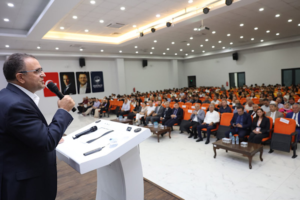 Derince’de Bilim Şenlikleri başladı<