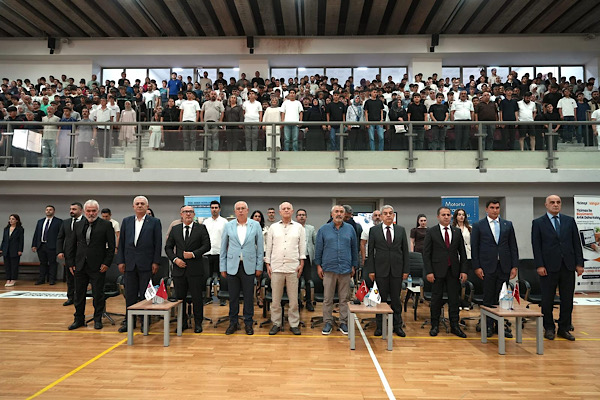 Gebze'de öğrenciler iş dünyasıyla buluşturuldu<