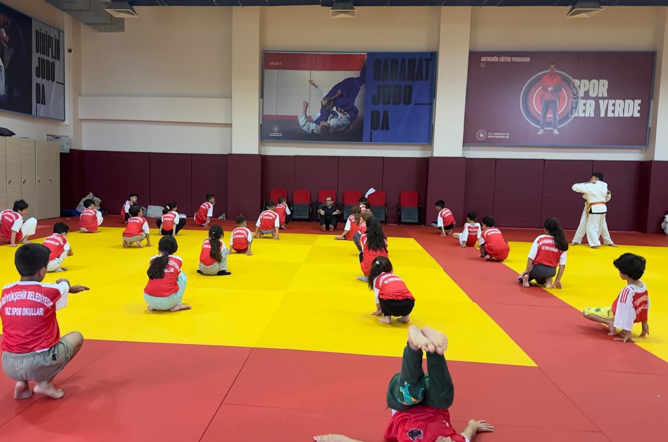 Van Büyükşehir Belediye Spor Kulübünden ücretsiz Judo kursu<