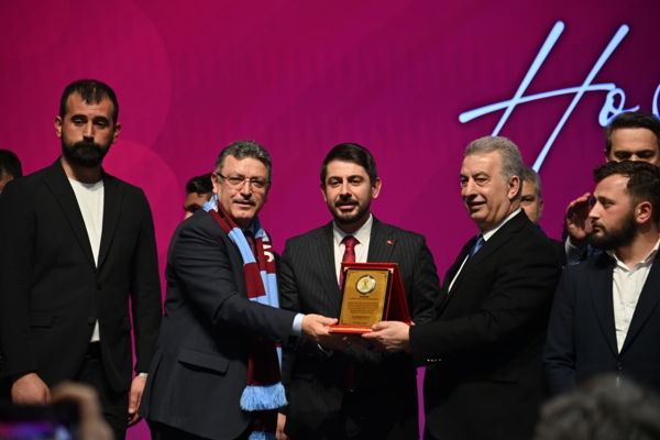 AK Parti Trabzon İl Danışma Meclisi Toplantısı gerçekleştirildi<