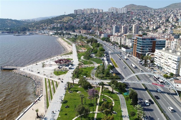 İzmir’in afet sonrası toplanma alanlarının analizi yapıldı  <