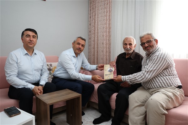 Rize Valisi Baydaş, Osman Efendioğlu’nu ziyaret etti