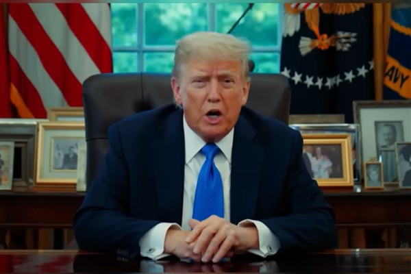 Trump, ABD'nin İsrail-İran çatışmasındaki rolünü tartıyor<