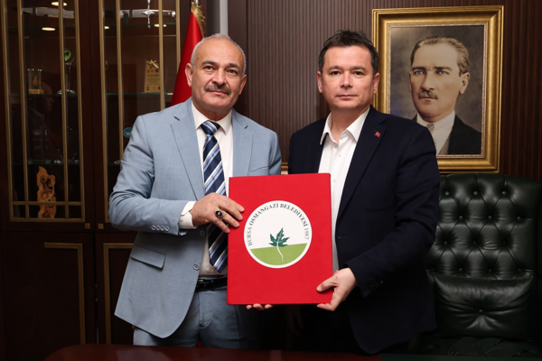 Osmangazi Belediyesi’nden Bursa Seyyar Pazarcılar Odası ile iş birliği  <