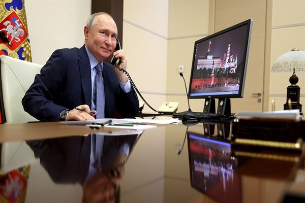 Putin ile Suudi Arabistan Veliaht Prensi Muhammed bin Selman telefonda görüştü<